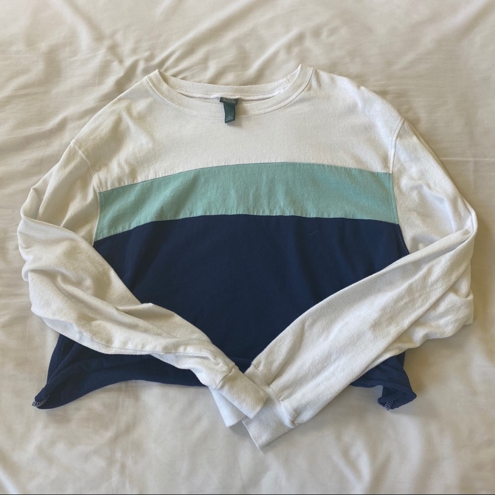 blue color block crop top